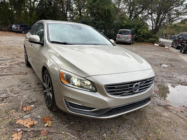2018 VOLVO S60