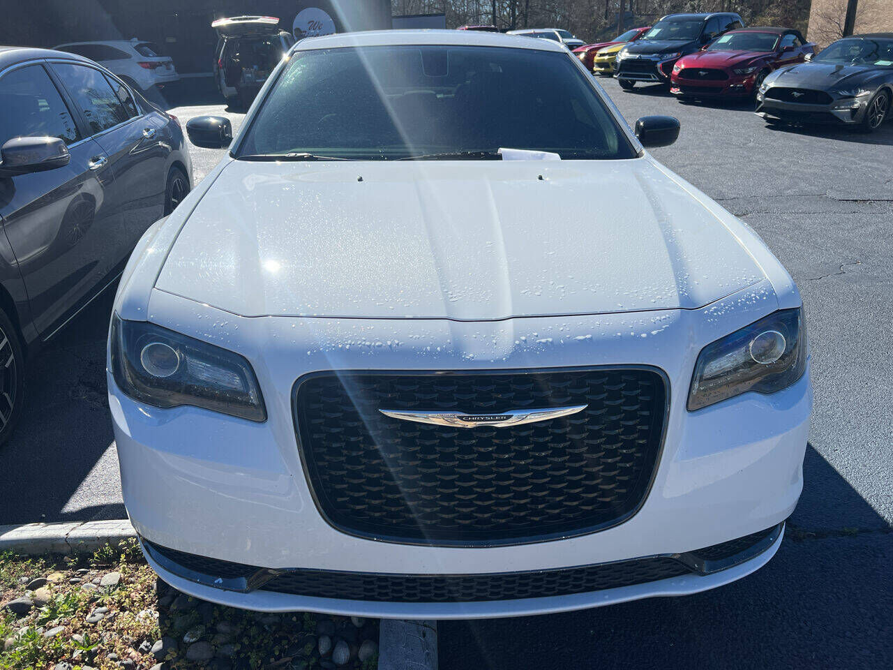 2019 CHRYSLER 300