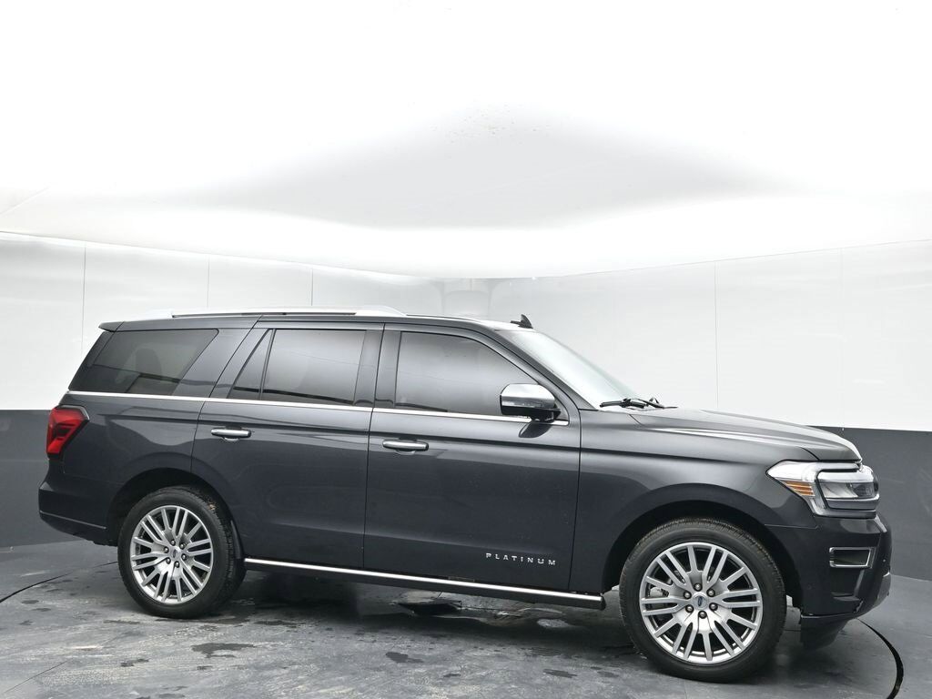 2022 FORD Expedition