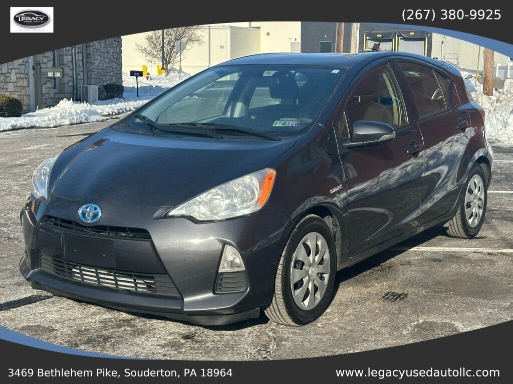2014 TOYOTA Prius