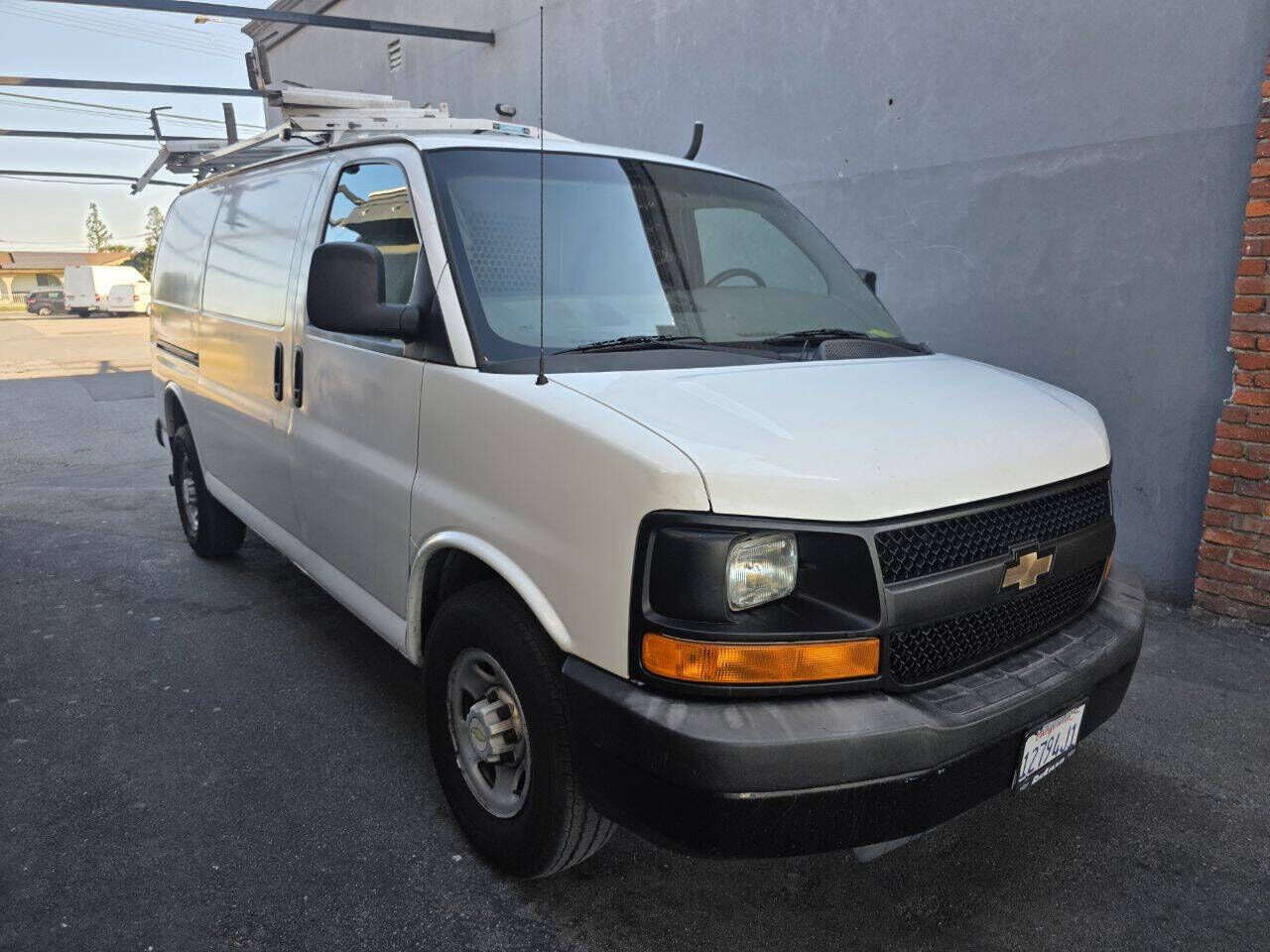 2013 CHEVROLET Express