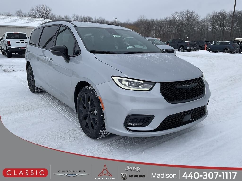 2026 CHRYSLER Pacifica