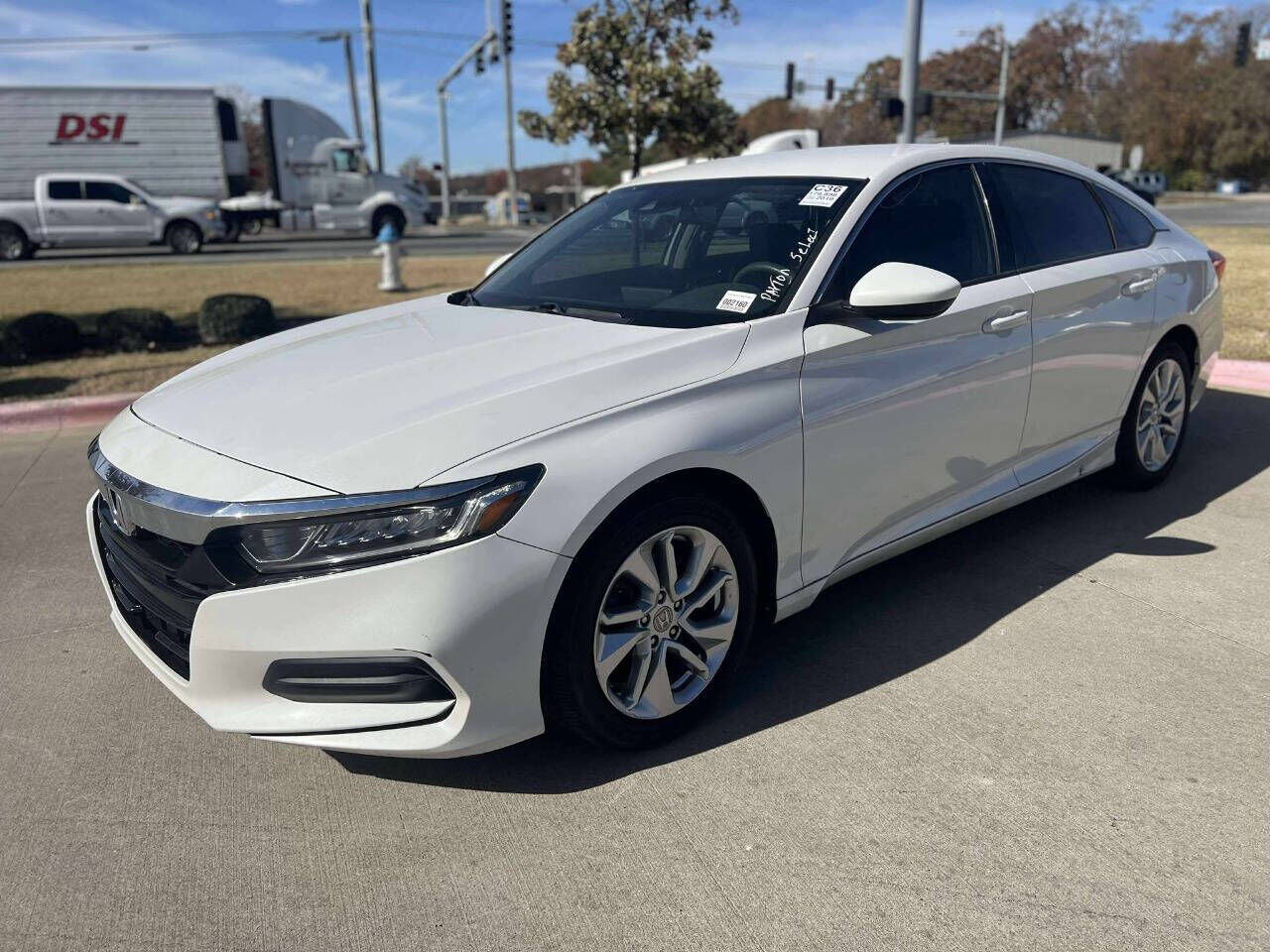 2019 HONDA Accord