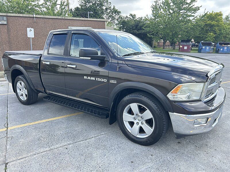 2011 DODGE Ram