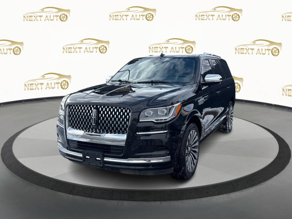 2022 LINCOLN Navigator