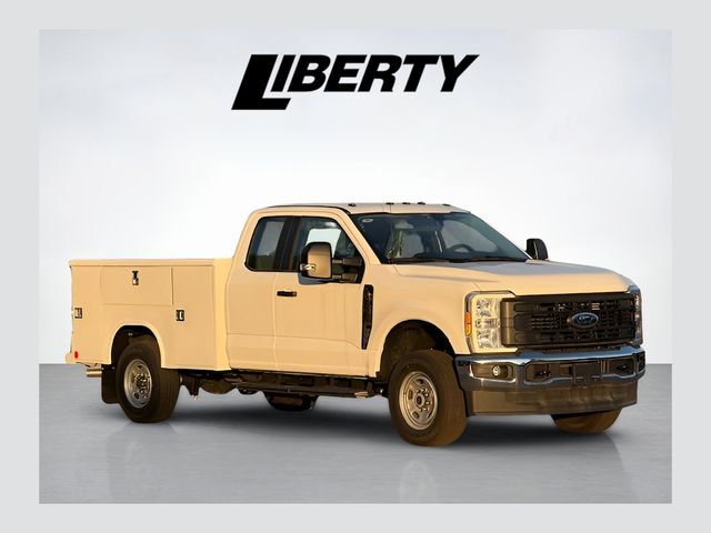 2025 FORD F-250