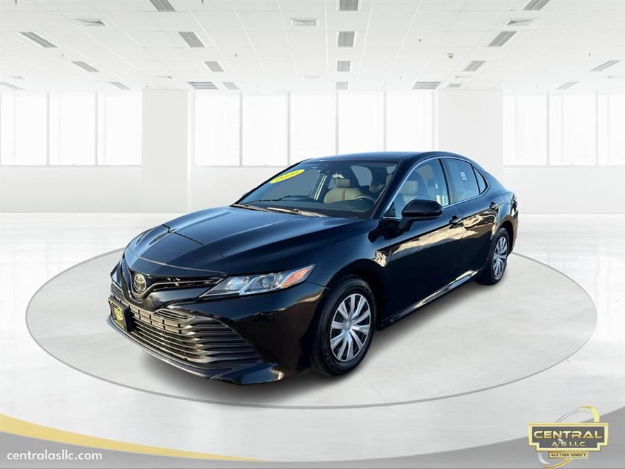 2020 TOYOTA Camry