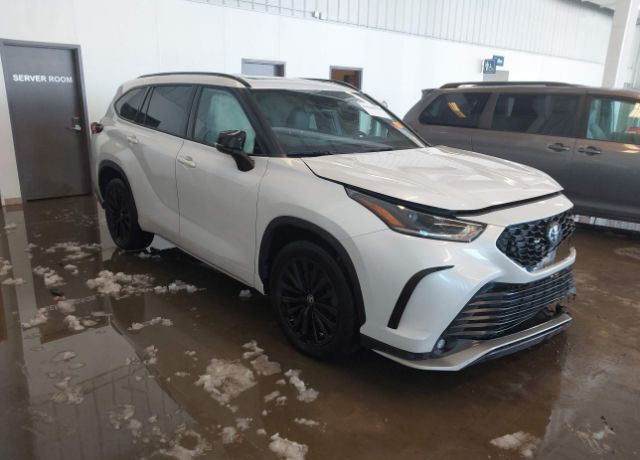 2024 TOYOTA Highlander