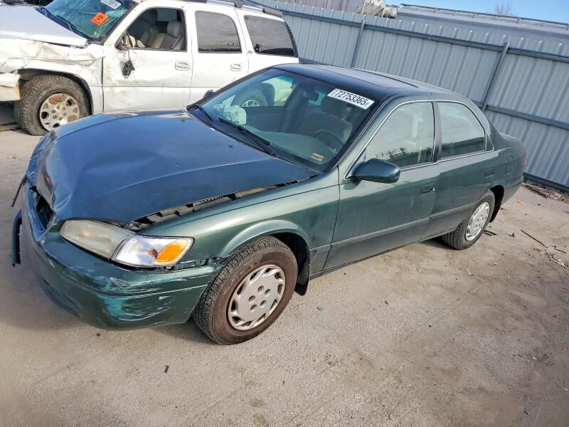 1999 TOYOTA Camry