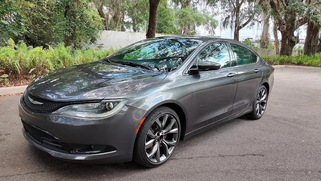 2015 CHRYSLER 200