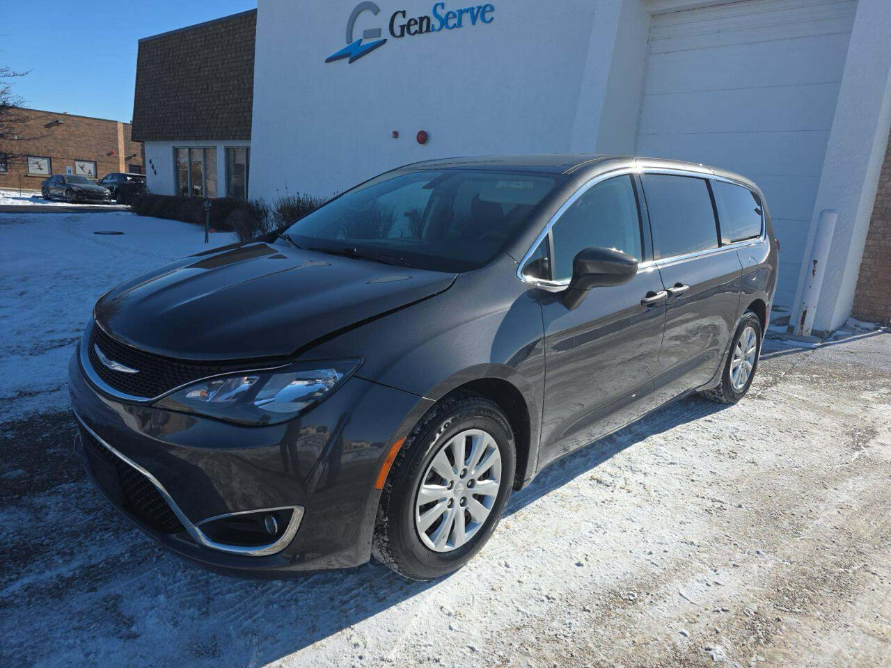 2021 CHRYSLER Voyager