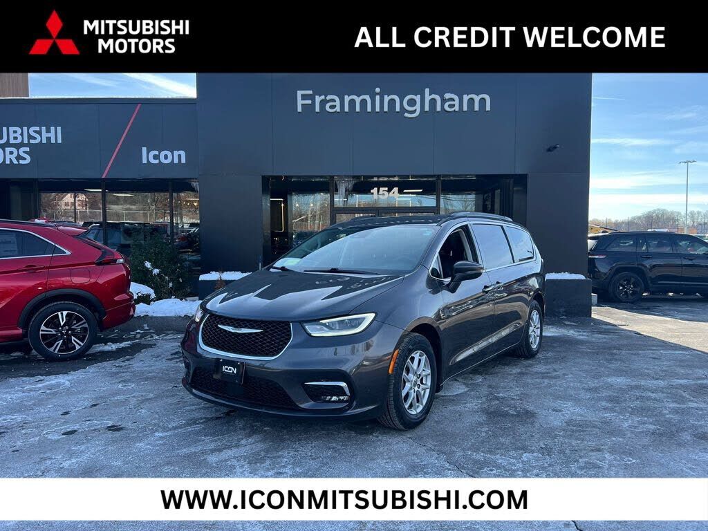 2022 CHRYSLER Pacifica