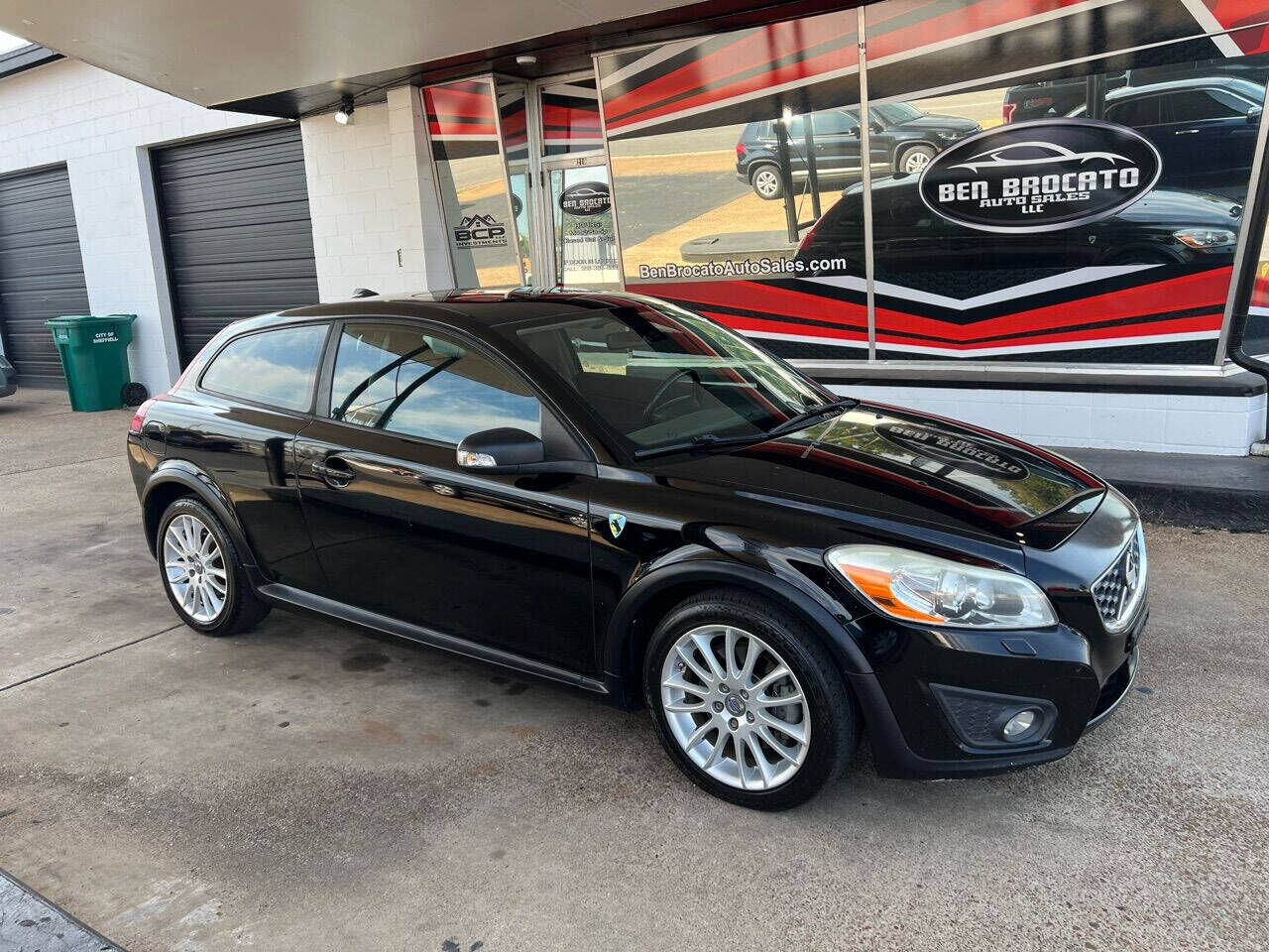 2012 VOLVO C70 / C30