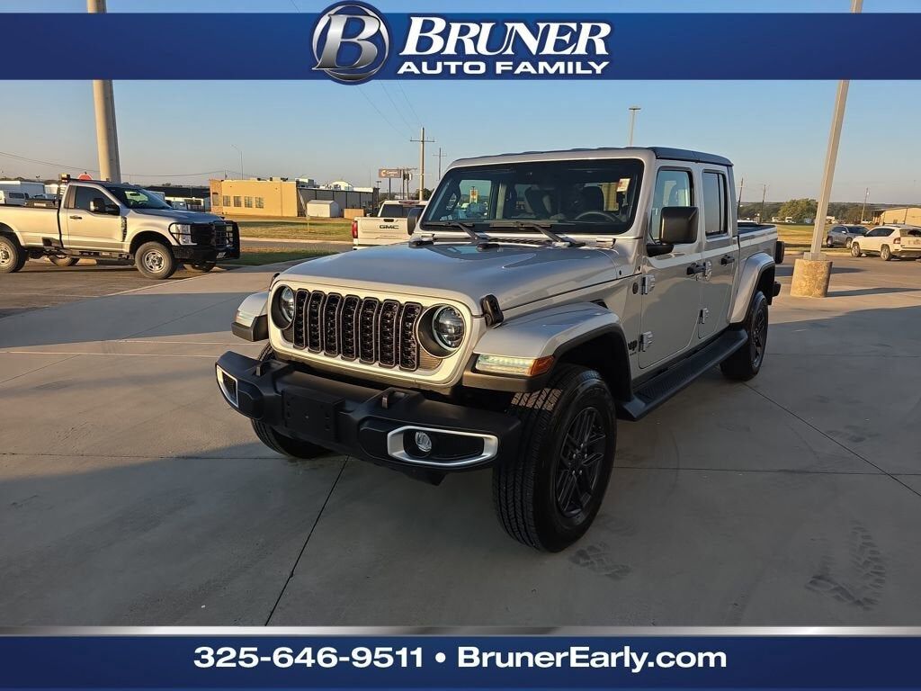 2024 JEEP Gladiator