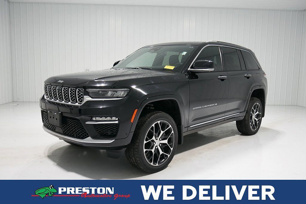 2022 JEEP Grand Cherokee