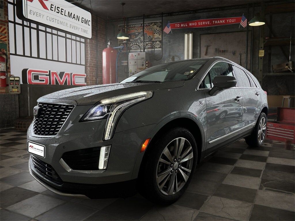 2025 CADILLAC XT5