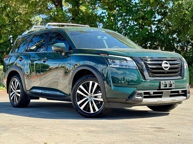 2023 NISSAN Pathfinder