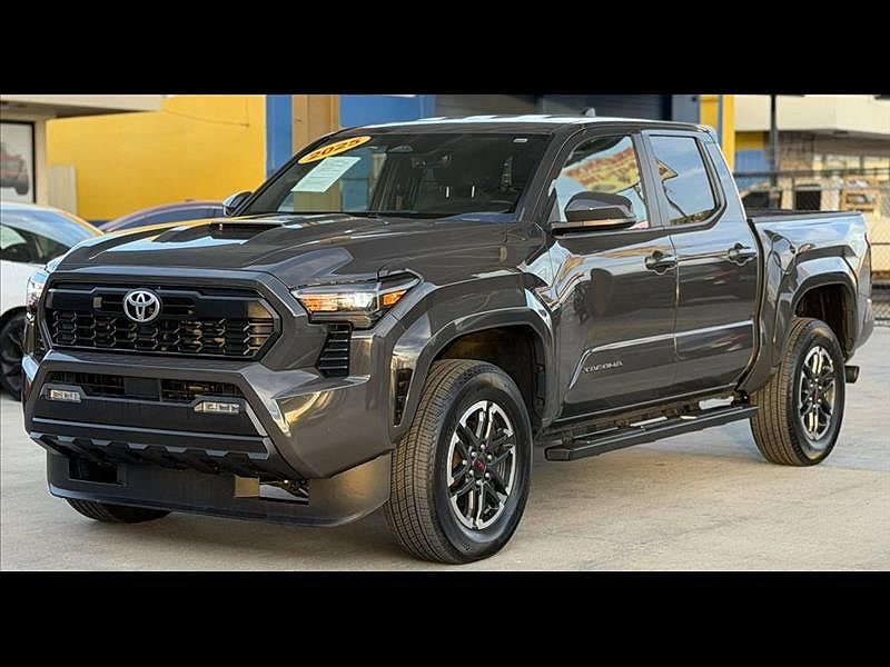 2025 TOYOTA Tacoma