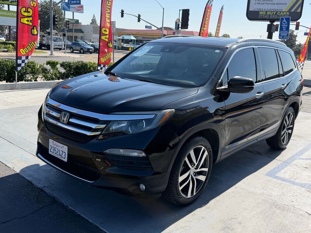 2017 HONDA Pilot