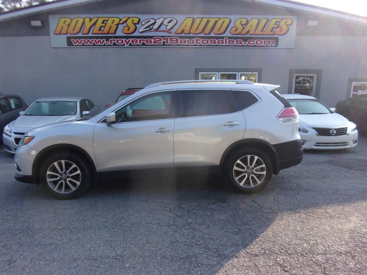 2015 NISSAN Rogue