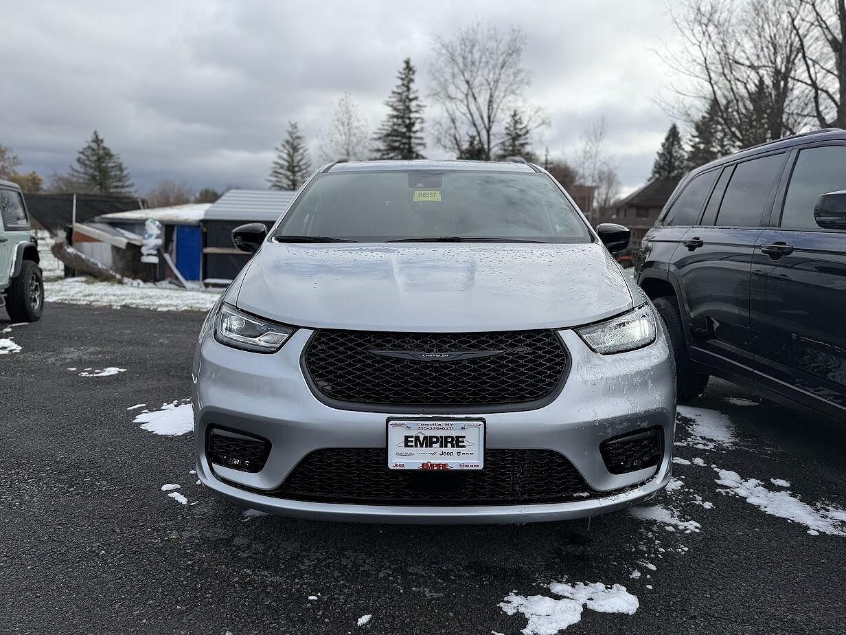 2026 CHRYSLER Pacifica