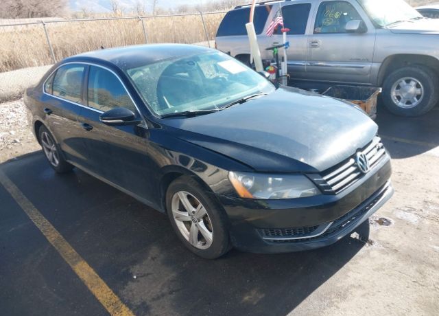 2012 VOLKSWAGEN Passat