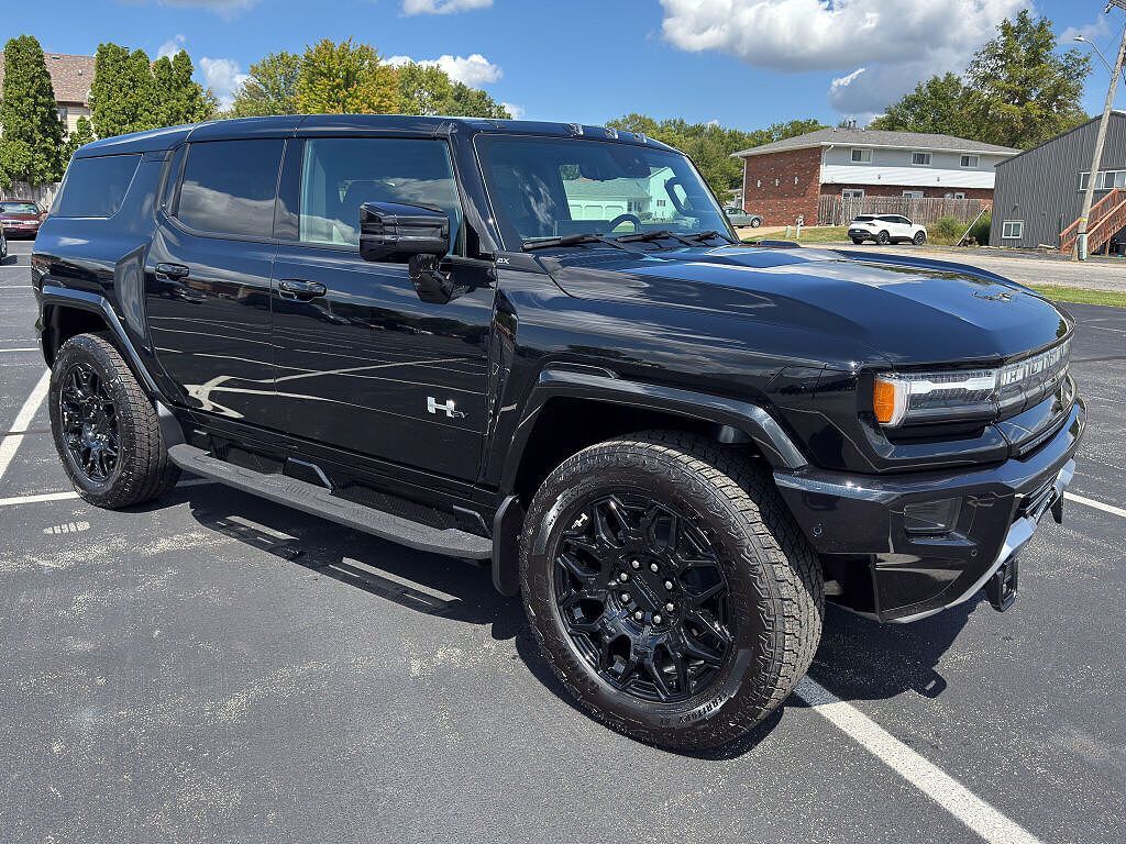 2025 GMC Hummer EV SUV