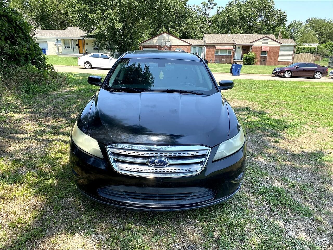 2010 FORD Taurus
