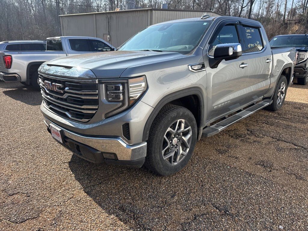 2024 GMC Sierra