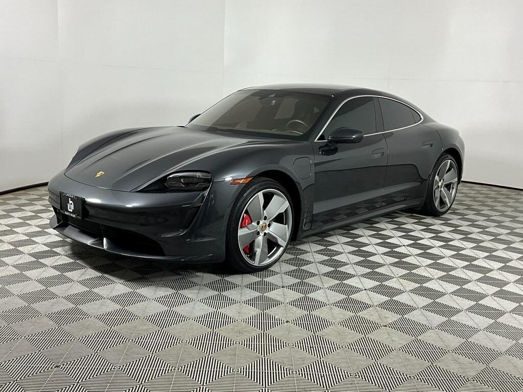 2020 PORSCHE Taycan