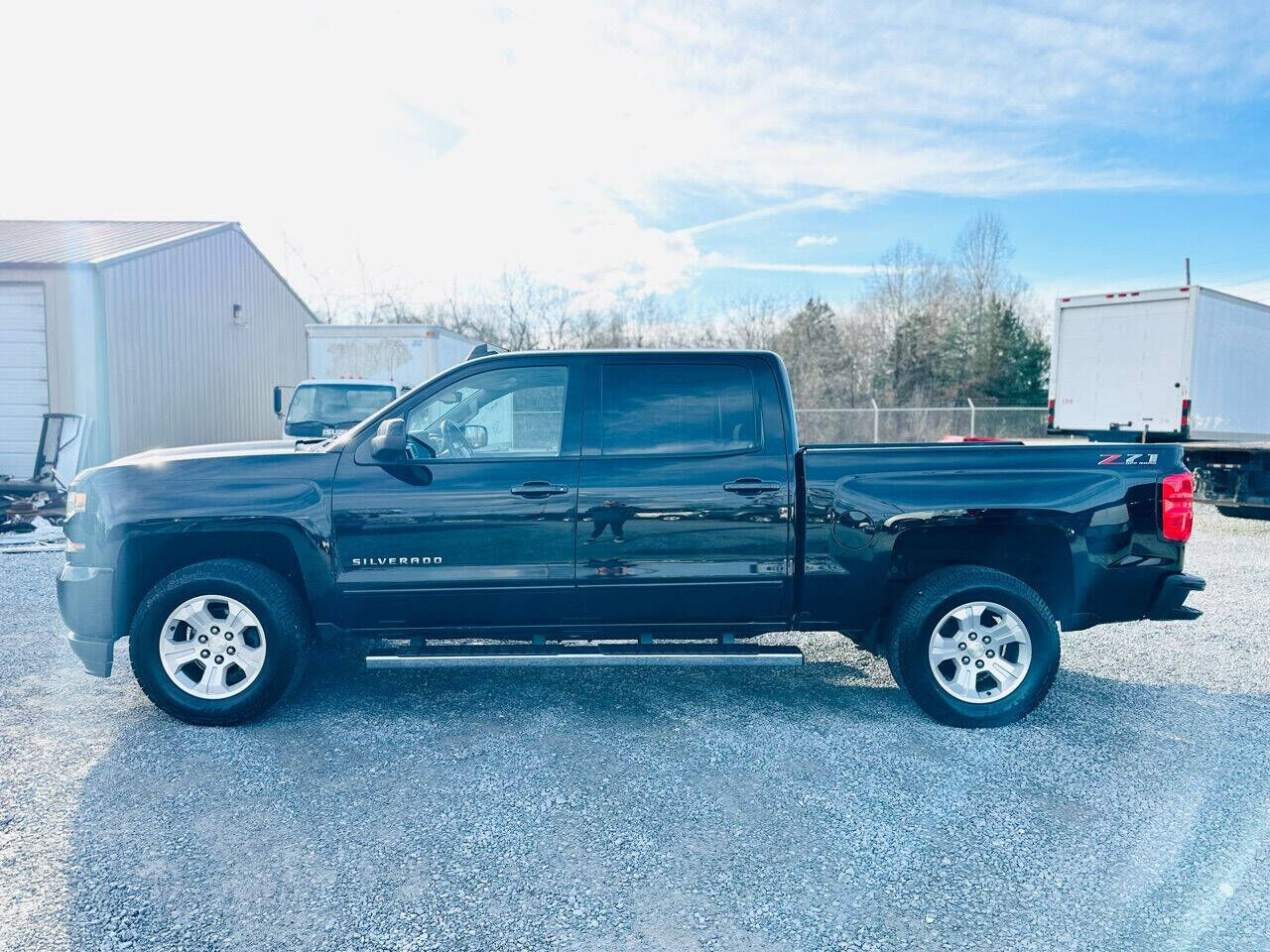 2018 CHEVROLET Silverado