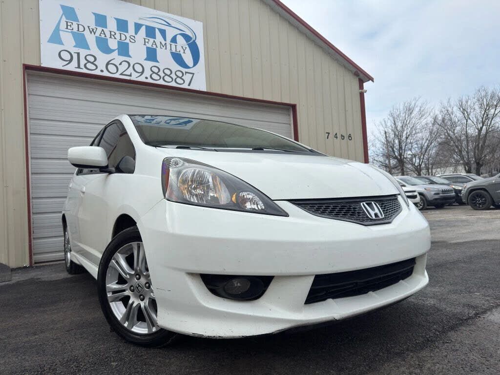 2011 HONDA Fit