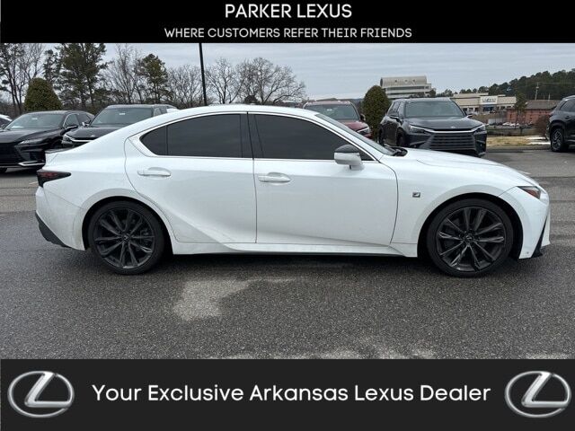 2023 LEXUS IS