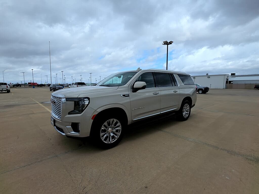 2022 GMC Yukon XL