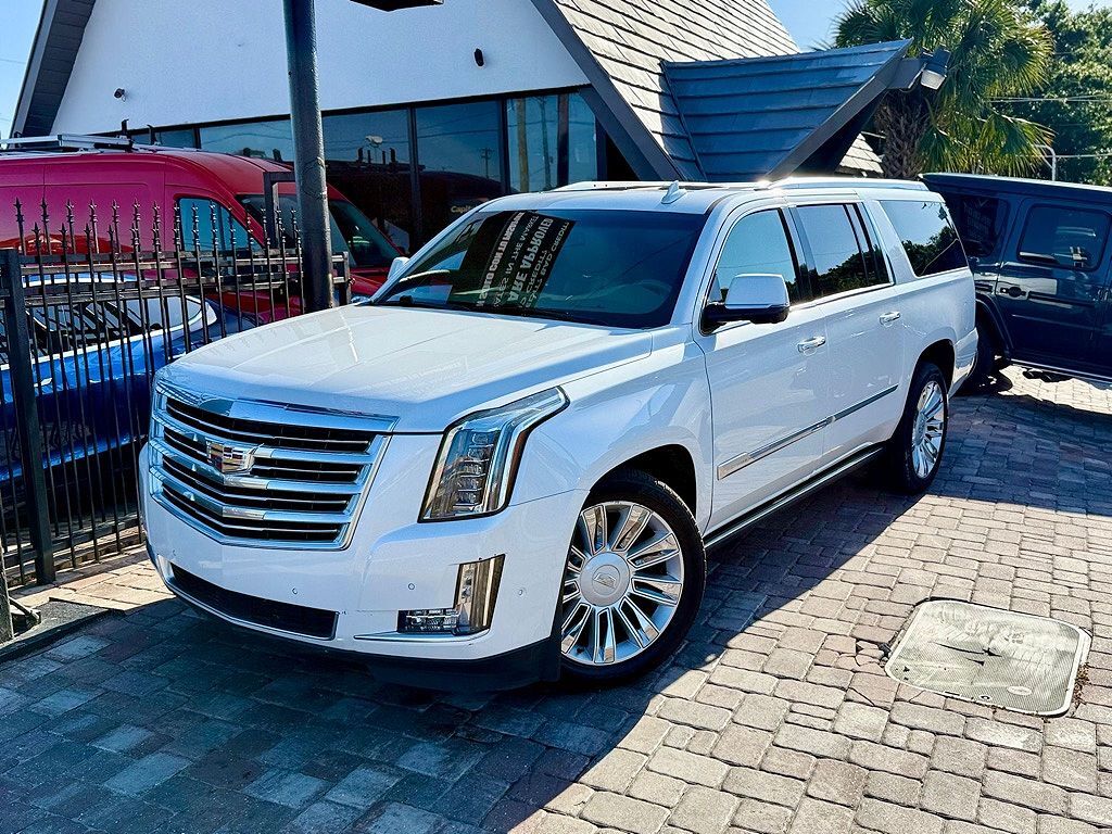 2019 CADILLAC Escalade ESV