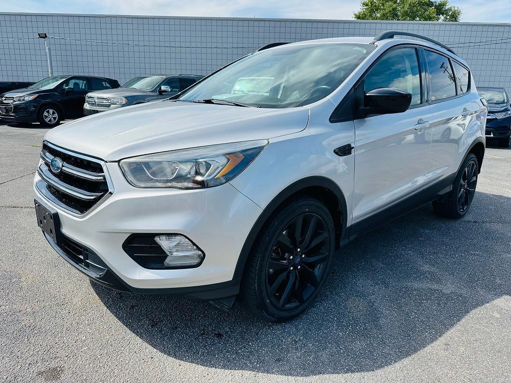 2017 FORD Escape