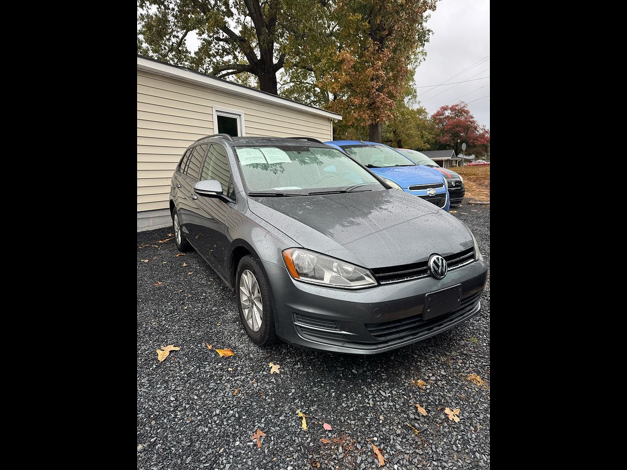 2017 VOLKSWAGEN Golf SportWagen
