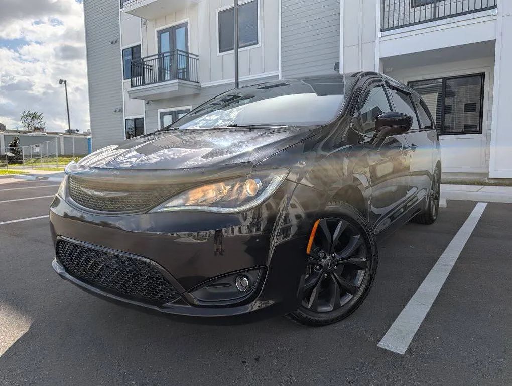 2018 CHRYSLER Pacifica