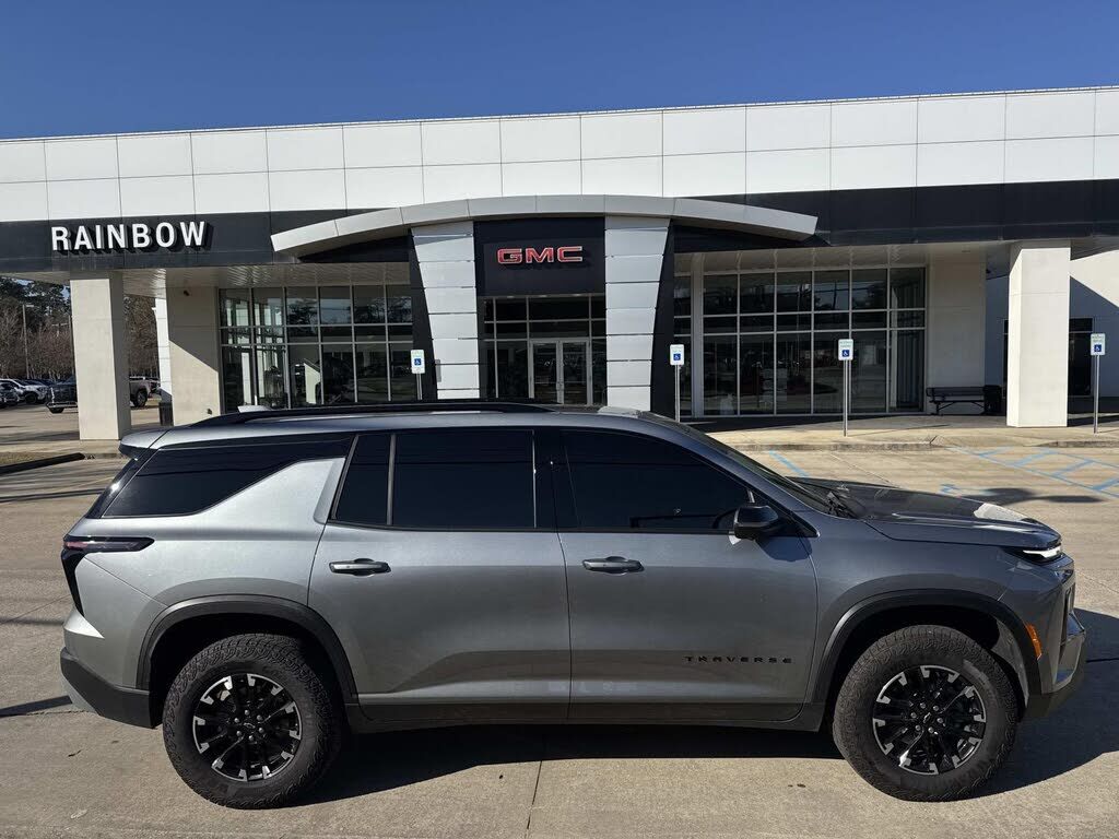 2026 CHEVROLET Traverse