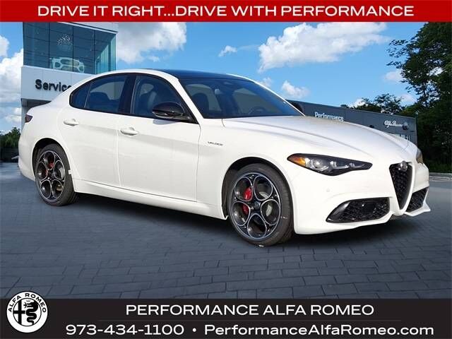 2025 ALFA ROMEO Giulia