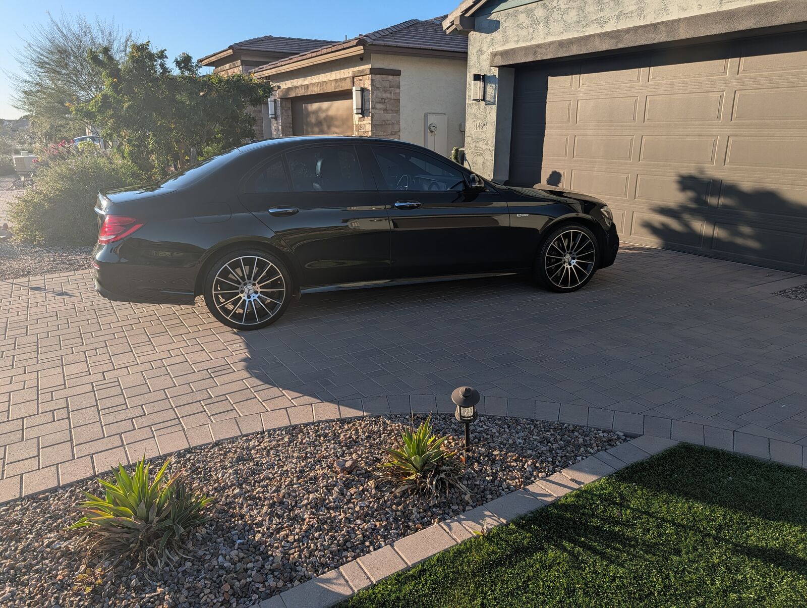 2017 MERCEDES-BENZ E-Class