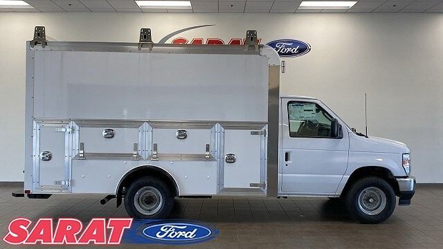 2026 FORD E-350