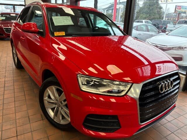 2017 AUDI Q3