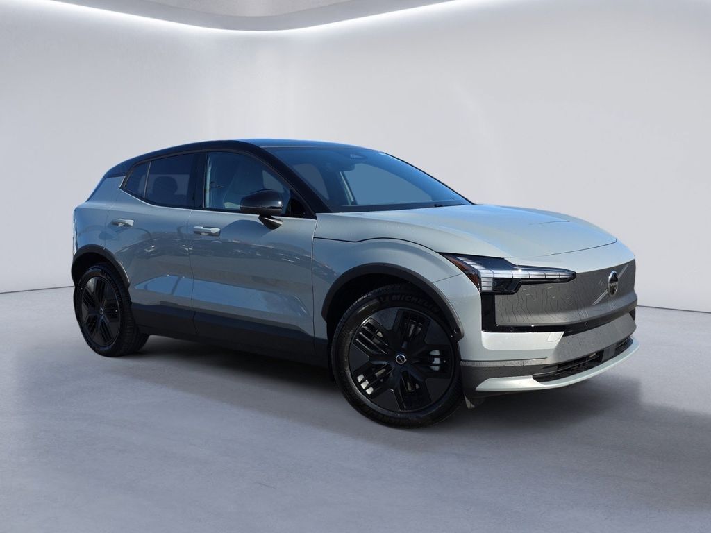 2026 VOLVO EX30 CC