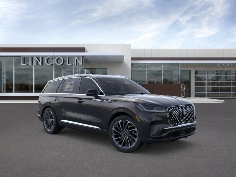 2026 LINCOLN Aviator