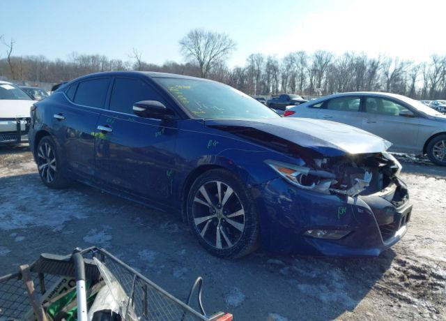 2017 NISSAN Maxima