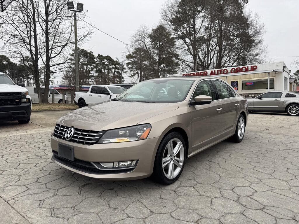 2015 VOLKSWAGEN Passat