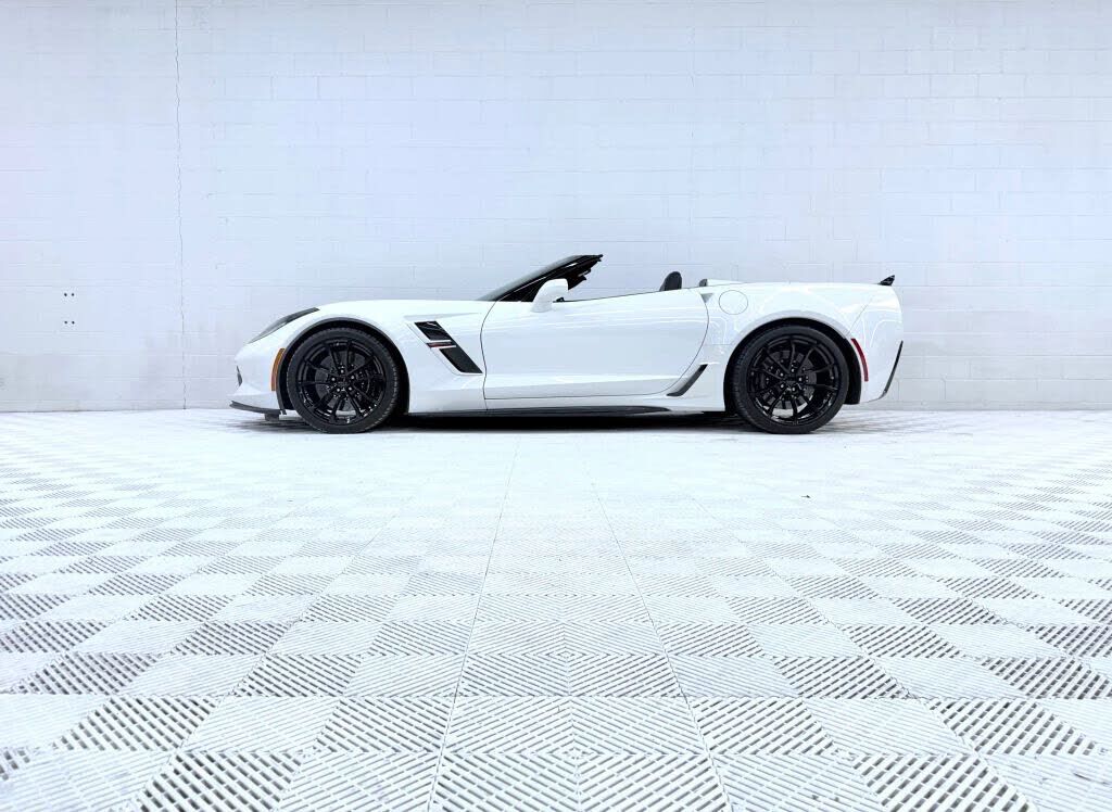 2017 CHEVROLET Corvette