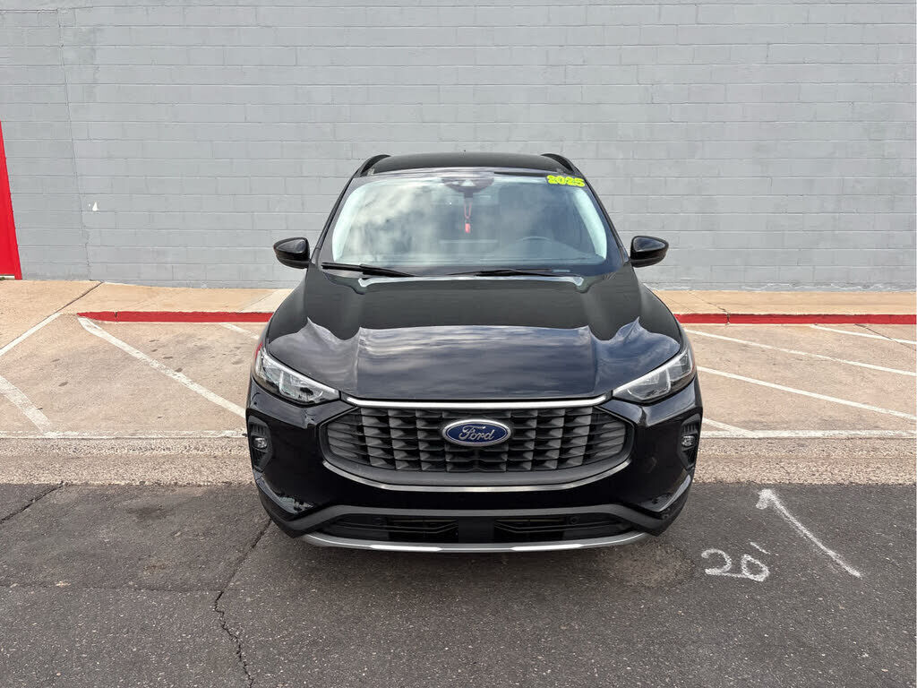 2025 FORD Escape