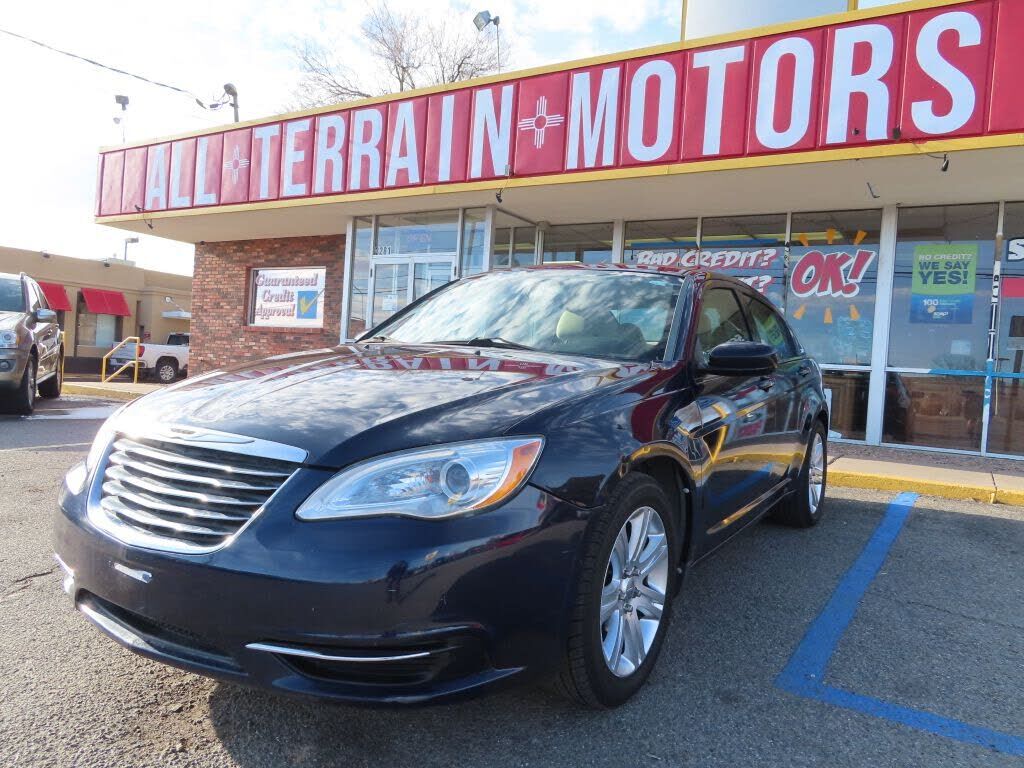 2013 CHRYSLER 200